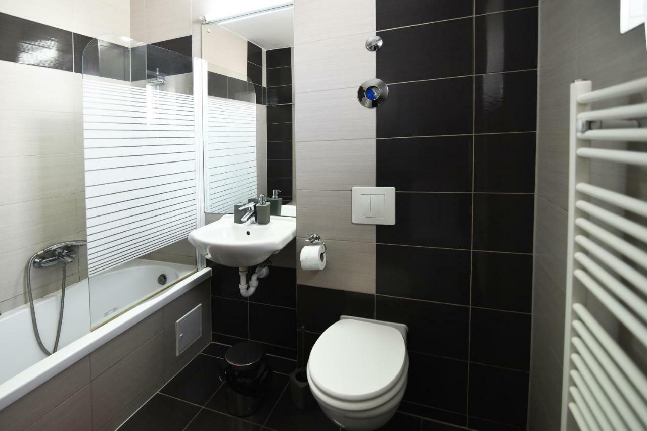 Avantgarden 57 Apartment Brasov Ngoại thất bức ảnh